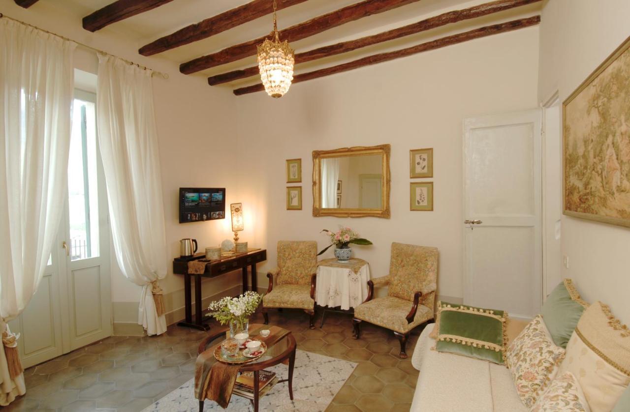 Palazzo Sant'Angelo Bed & Breakfast Spoleto Bagian luar foto