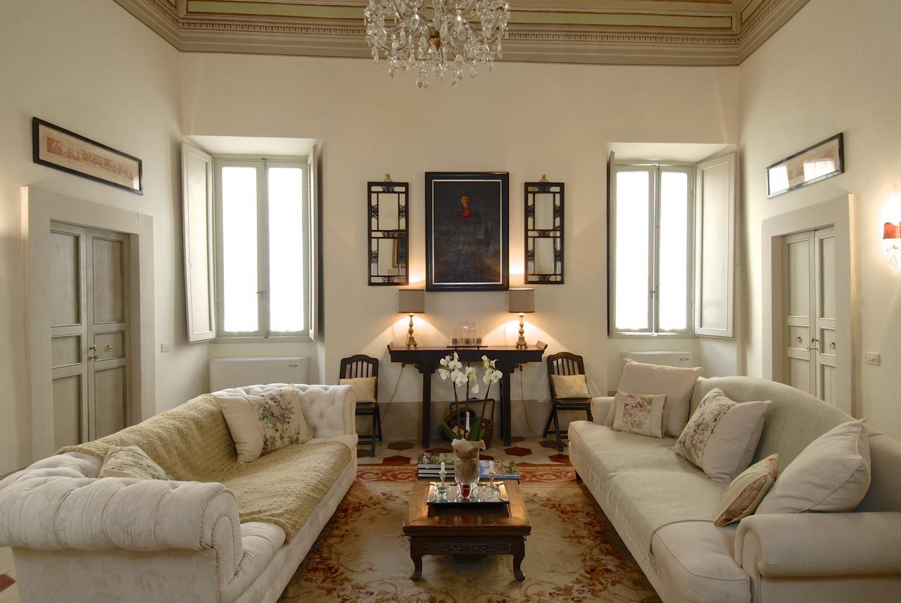 Palazzo Sant'Angelo Bed & Breakfast Spoleto Bagian luar foto