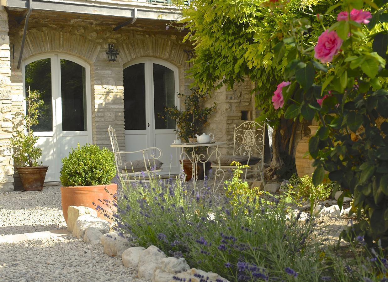 Palazzo Sant'Angelo Bed & Breakfast Spoleto Bagian luar foto