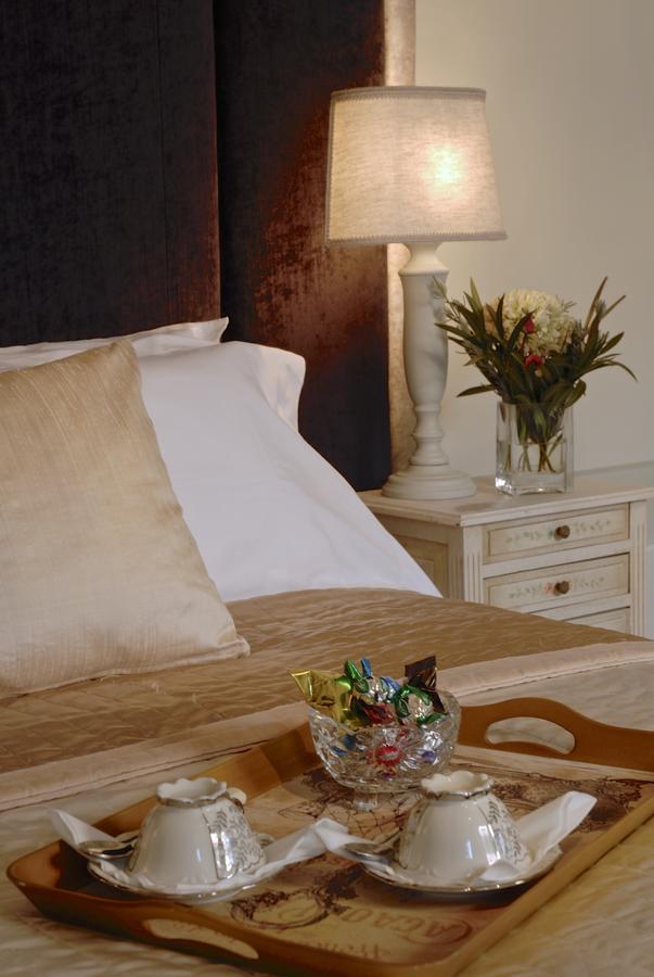 Palazzo Sant'Angelo Bed & Breakfast Spoleto Bagian luar foto
